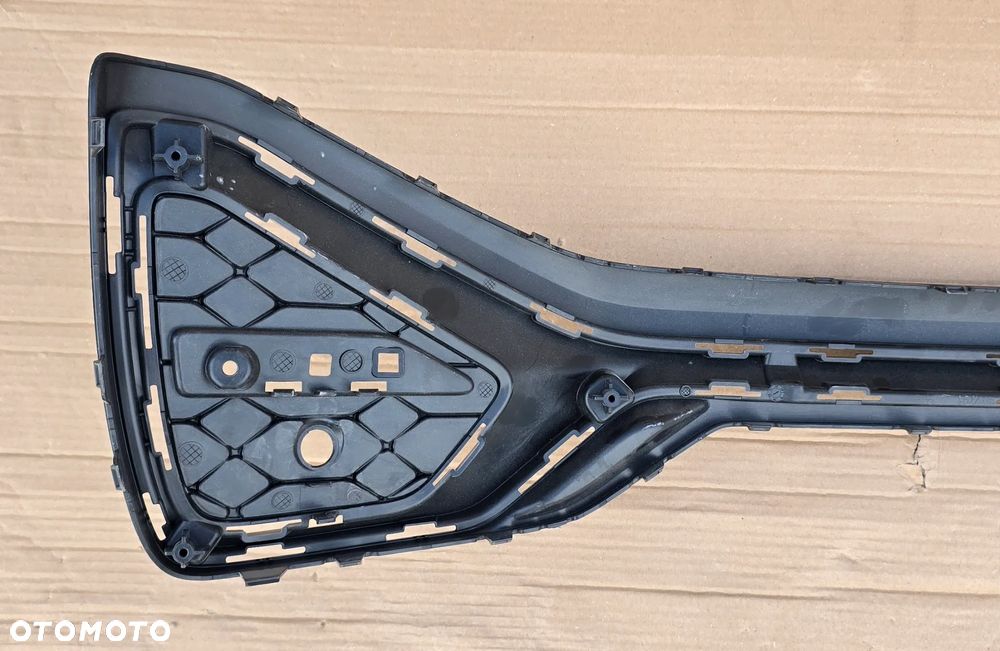 AUDI Q2 LIFT KRATKA ZDERZAKA TYŁ S LINE 81A807833 - 6