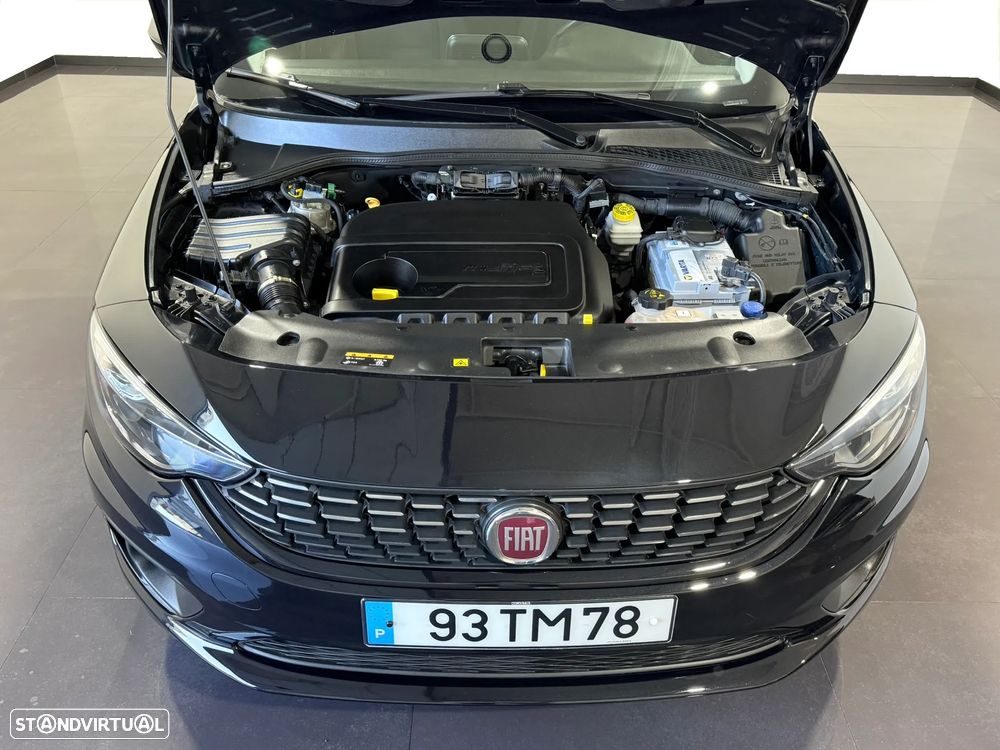 Fiat Tipo Station Wagon 1.3 M-Jet Lounge - 47