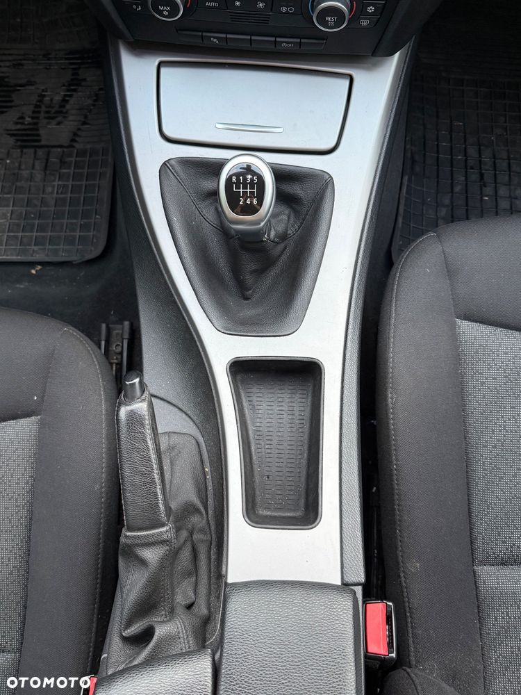 BMW Seria 3 - 11