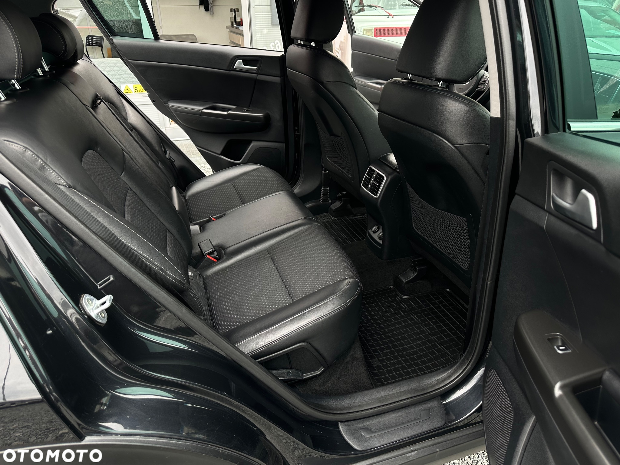 Kia Sportage 1.7 CRDI Business Line L 2WD - 21
