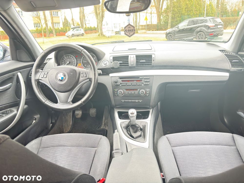BMW Seria 1 120d - 7