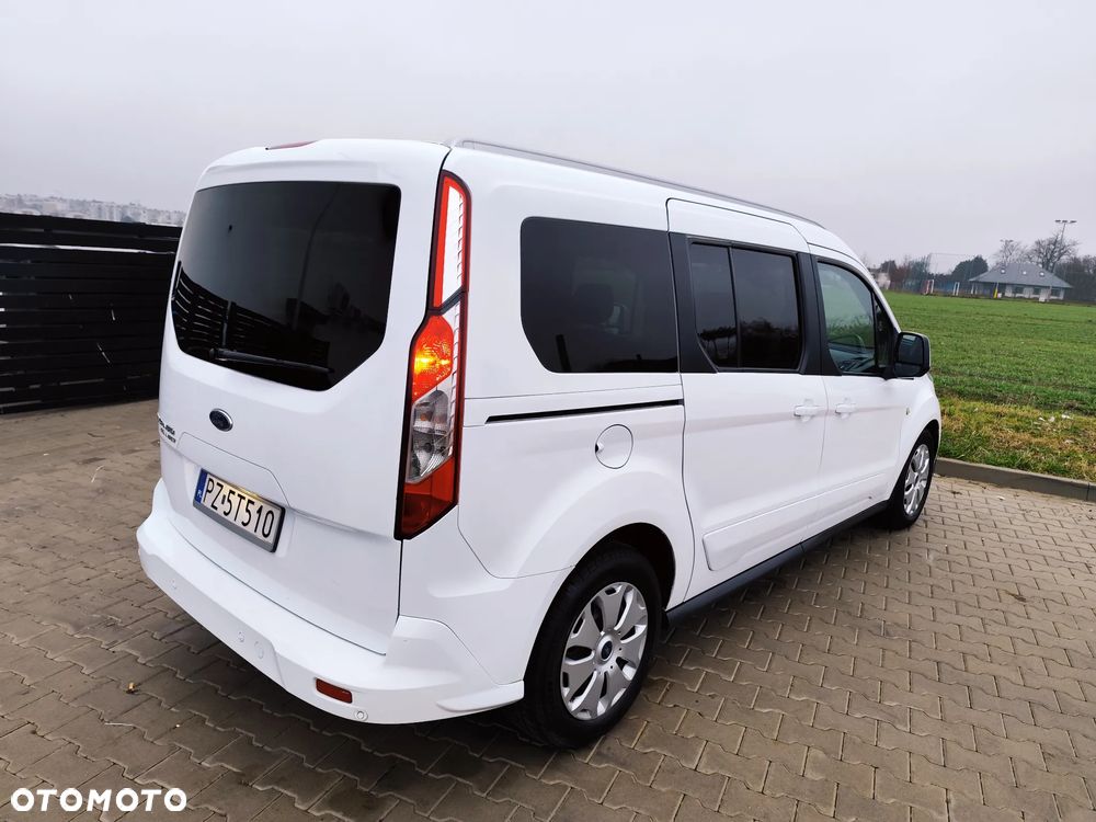Ford Tourneo Connect Grand - 5
