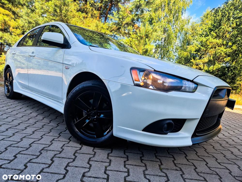 Mitsubishi Lancer 1.8 Intense - 10