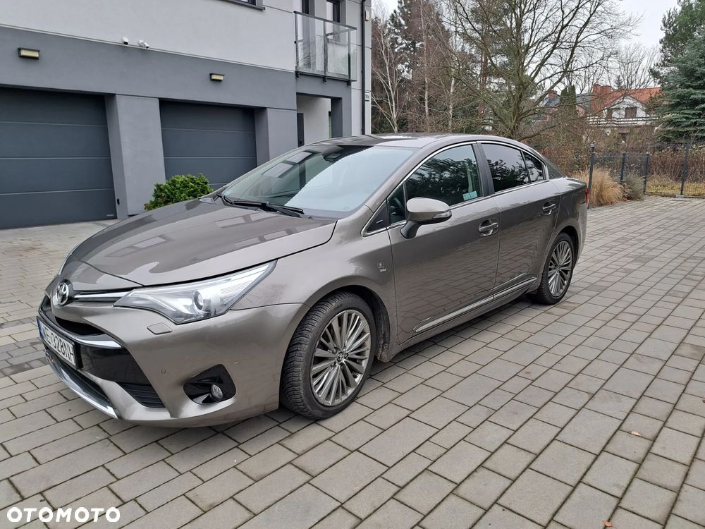 Toyota Avensis 2.0 Premium MS - 1