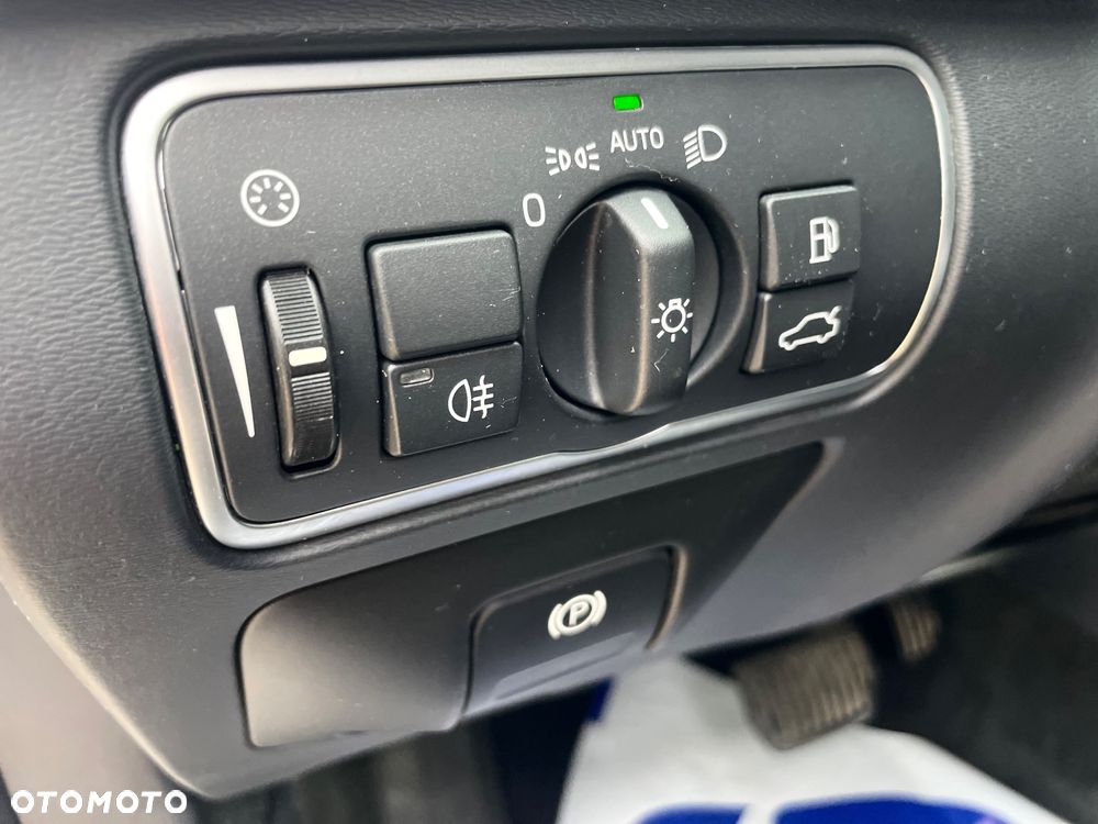 Volvo XC 60 D4 Geartronic Summum - 27