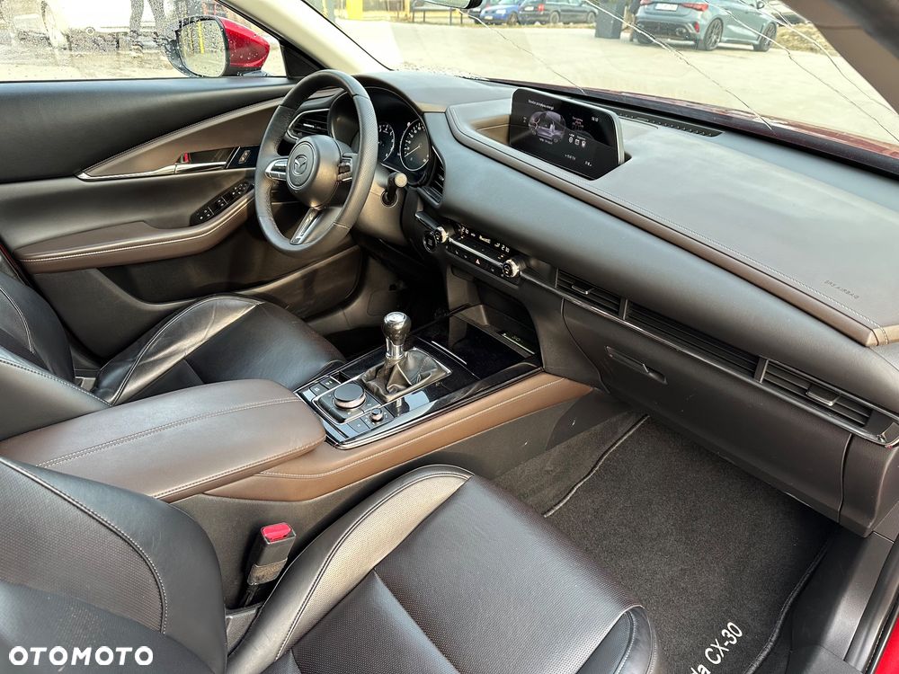 Mazda CX-30 SKYACTIV-X 2.0 M-Hybrid - 8