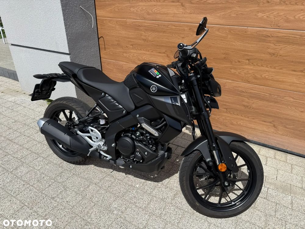 Yamaha MT - 4