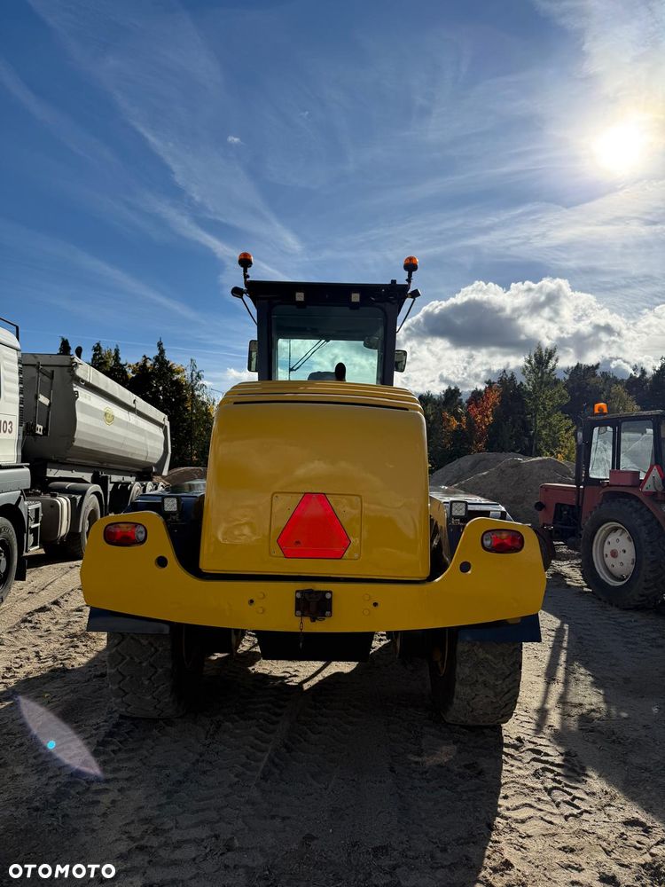 New Holland F156.6/A - 7