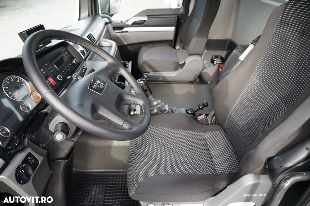 MAN TGS 32.400 / 8x4 / BETONIERĂ SCHWING STETTER / BETONIERĂ 9M3 / CAMERĂ VEDERE SPATE - 26