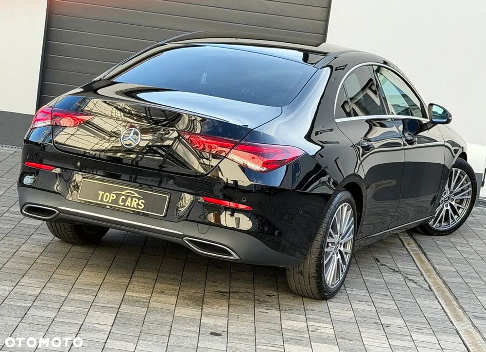 Mercedes-Benz CLA 220 d Progressive 8G-DCT - 24