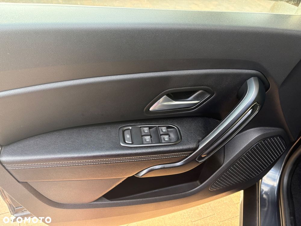 Dacia Duster 1.0 TCe Prestige - 10