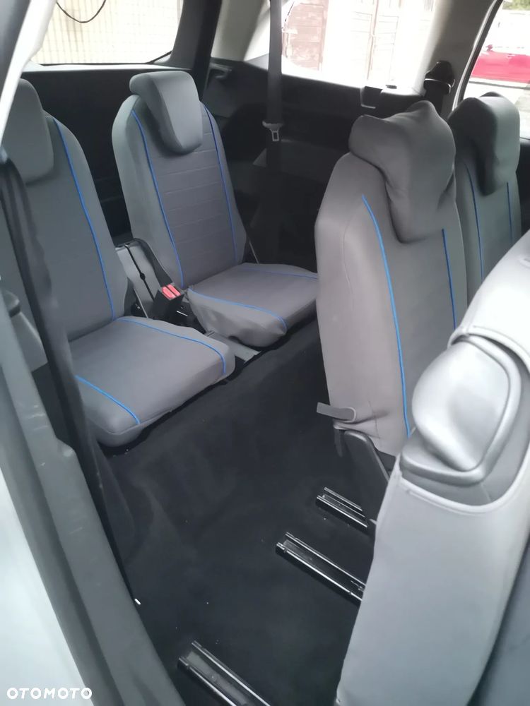 Citroën C4 e-HDi 115 Selection - 15