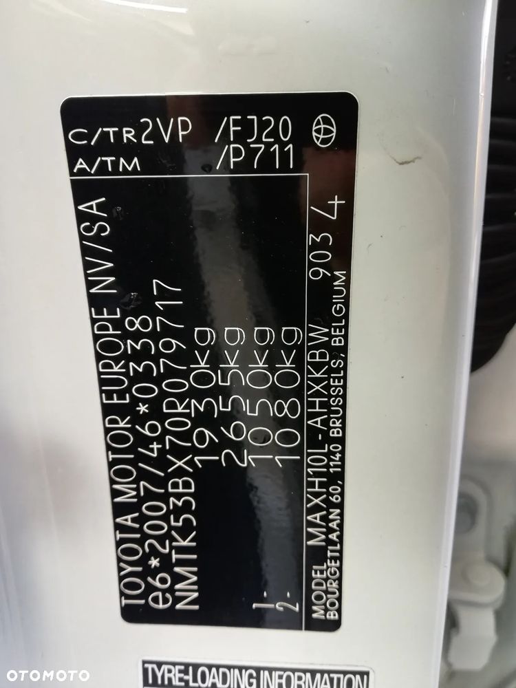 Toyota C-HR 2.0 Hybrid Lounge - 21