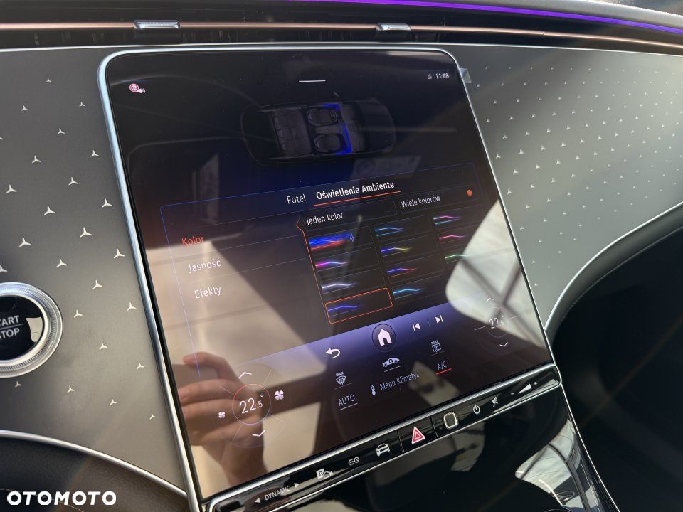 Mercedes-Benz EQE - 22