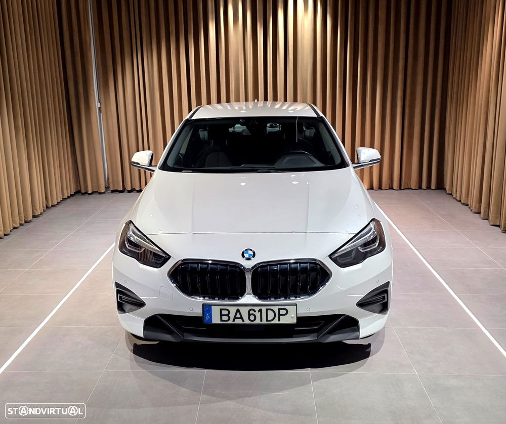BMW 216 Gran Coupé - 11