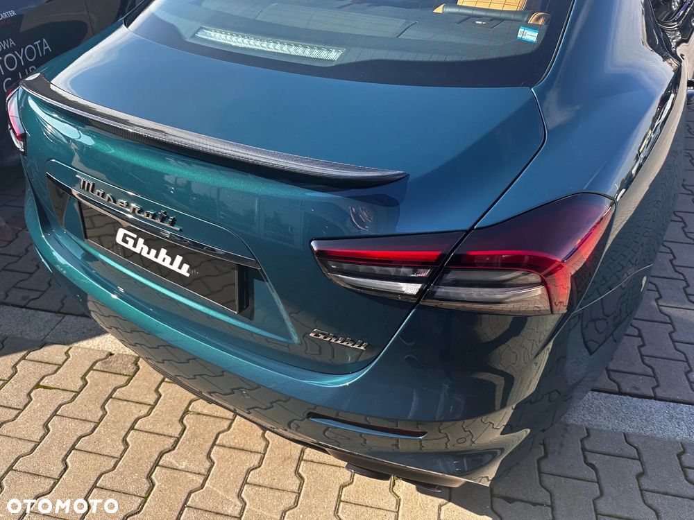 Maserati Ghibli Trofeo - 11