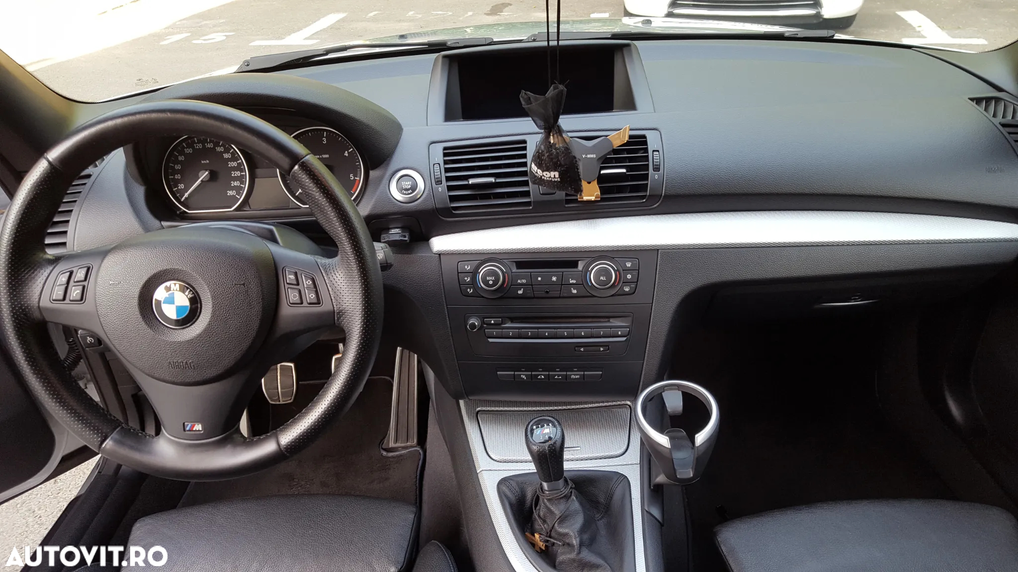 BMW Seria 1 123d - 11