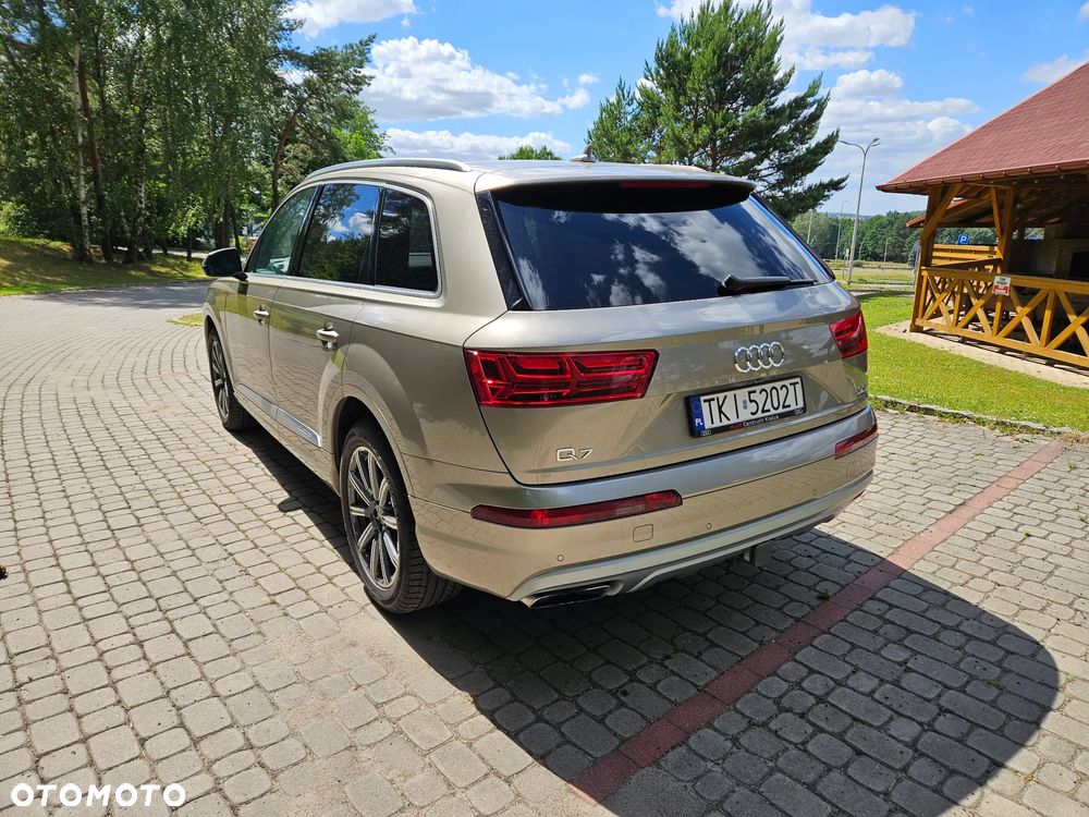 Audi Q7 - 3