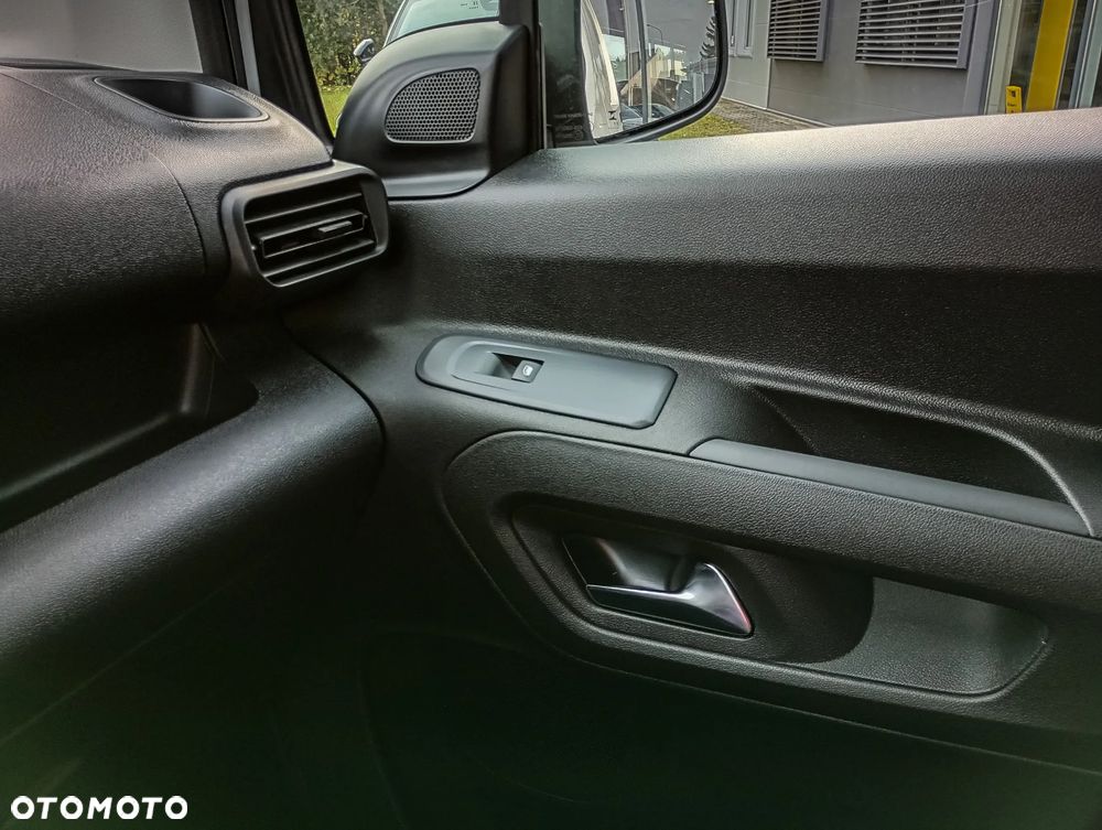 Citroën Berlingo XL 130KM - 29