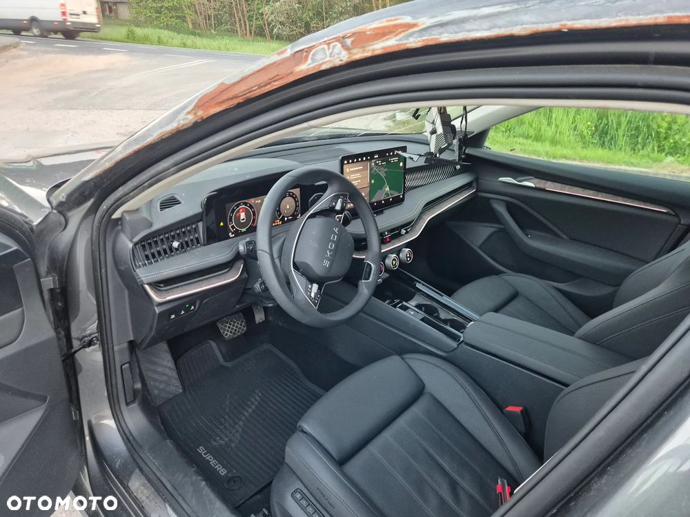 Skoda Superb 1.5 TSI mHEV L&K DSG - 17