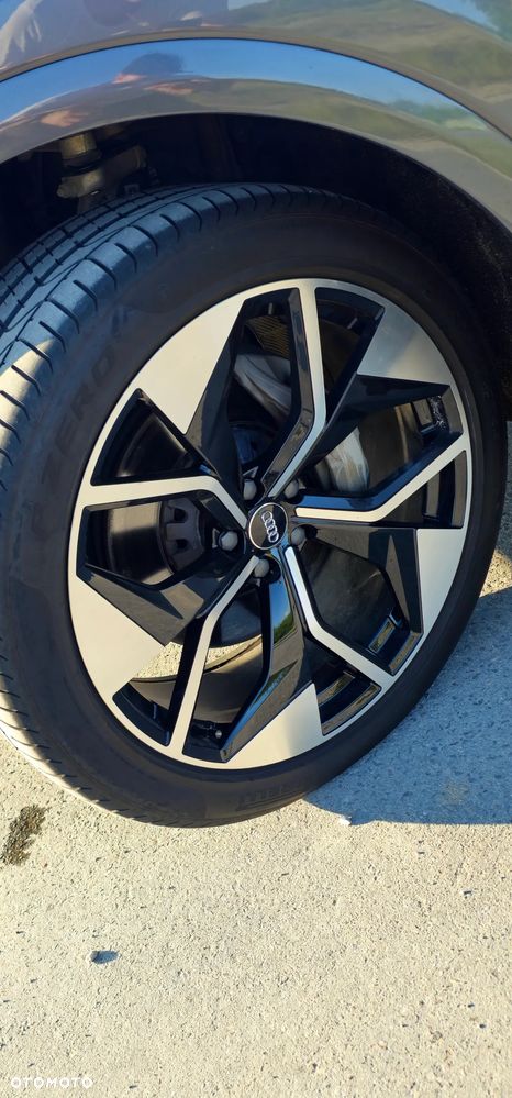 Audi Q8 55 TFSI quattro tiptronic - 28