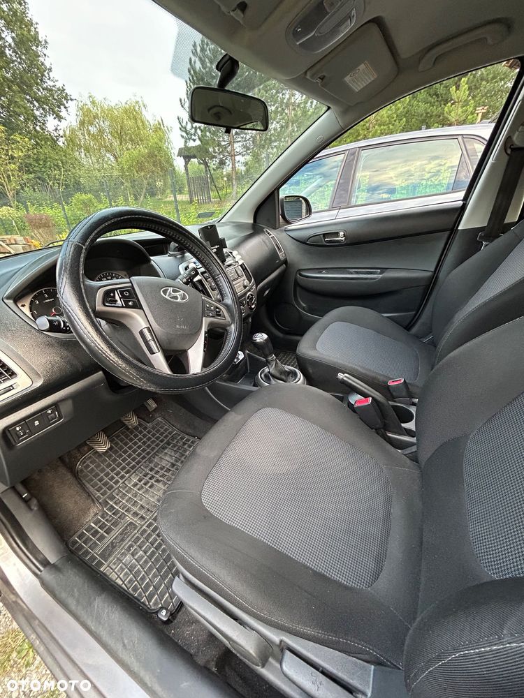 Hyundai i20 1.1 CRDi Comfort - 8