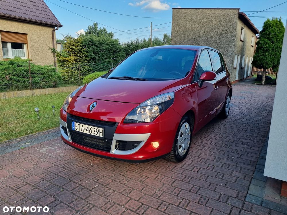 Renault Scenic 2.0 16V 140 CVT Dynamique - 1