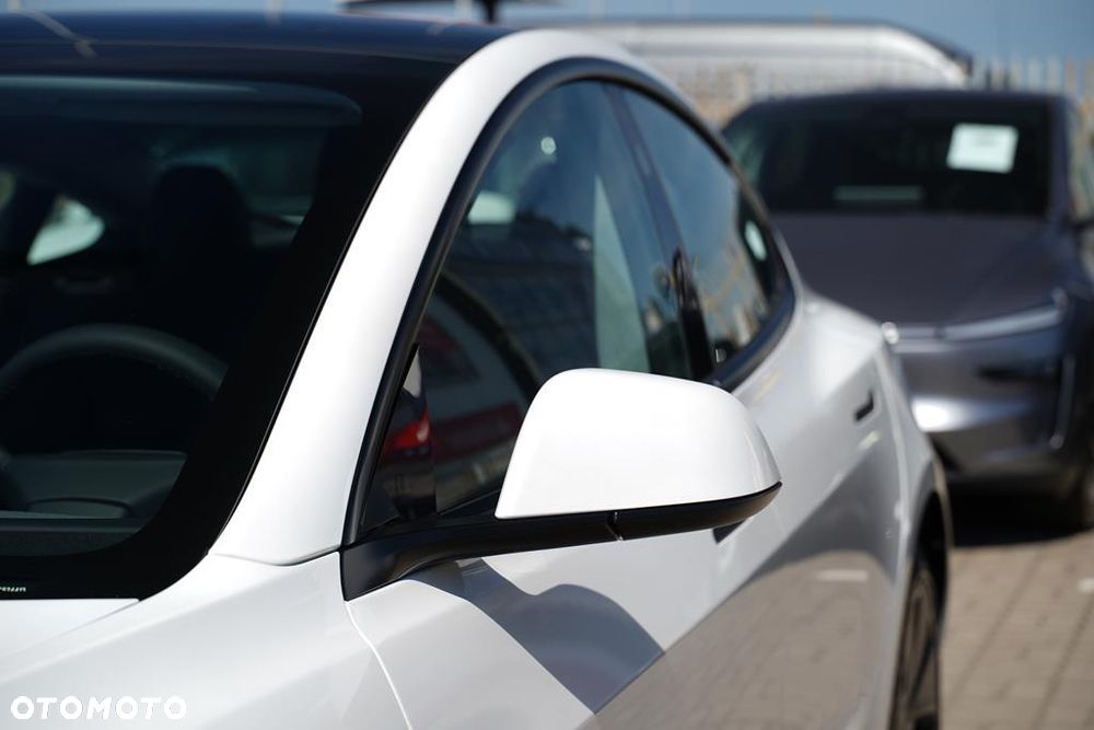 Tesla Model 3 RWD Premium - 18