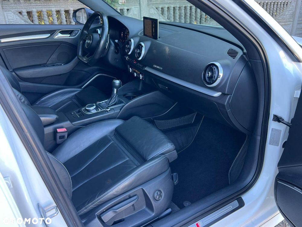Audi S3 Sportback - 14