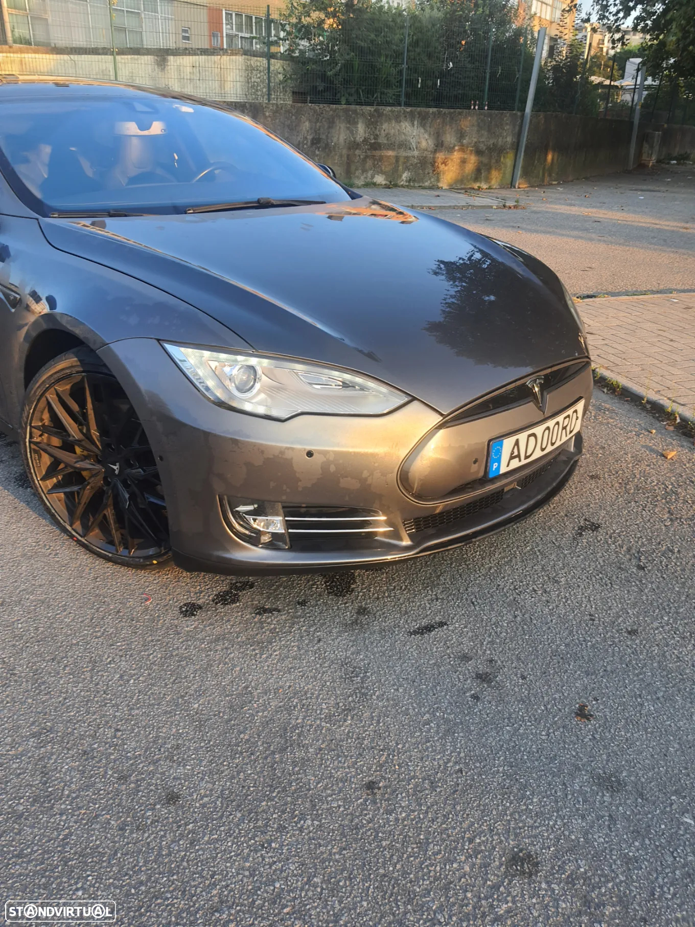 Tesla Model S 85D - 6