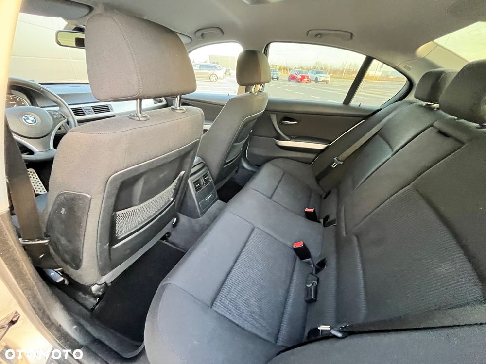 BMW Seria 3 320i Edition Lifestyle - 11