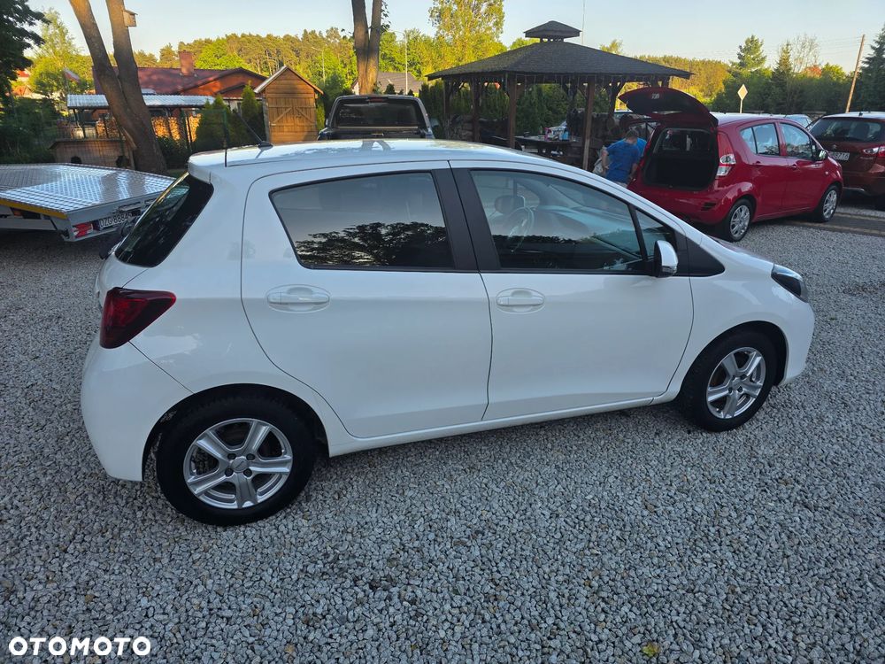 Toyota Yaris 1.33 VVT-i Edition 2014 - 8