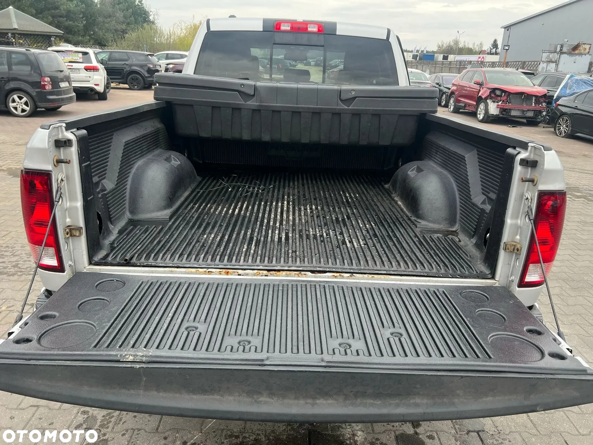 RAM 1500 5.7 Crew Cab Laramie - 15
