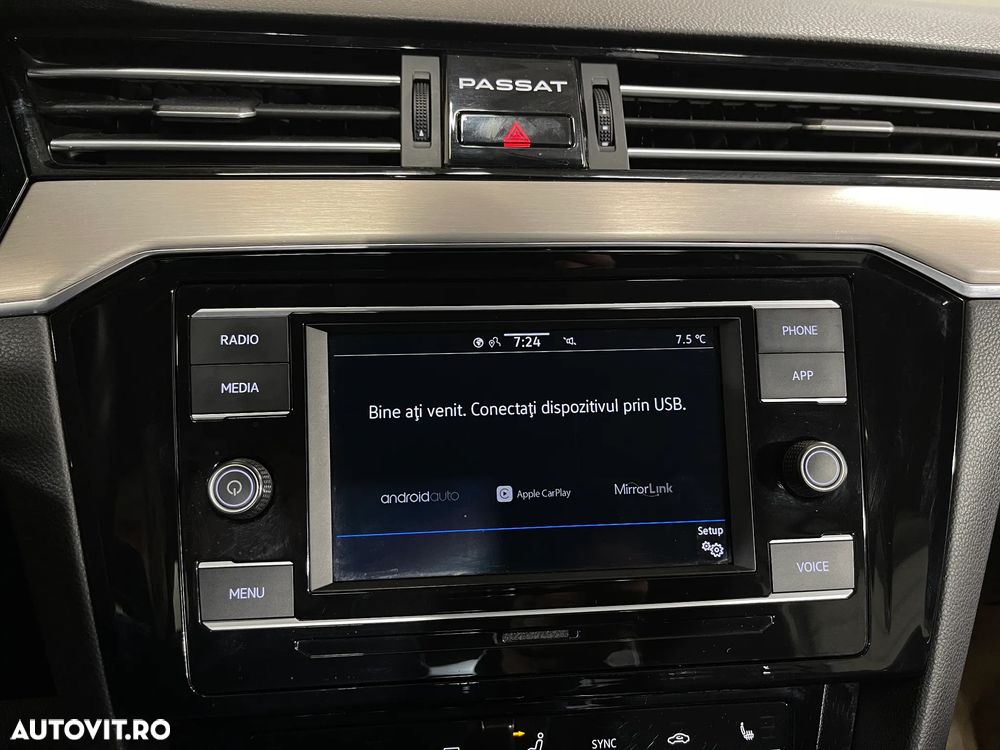 Volkswagen Passat 2.0 TDI DSG Highline - 17