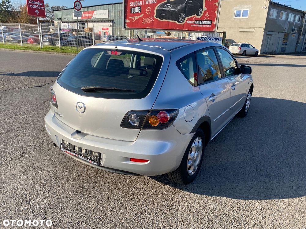 Mazda 3 1.6 Sport Active - 21