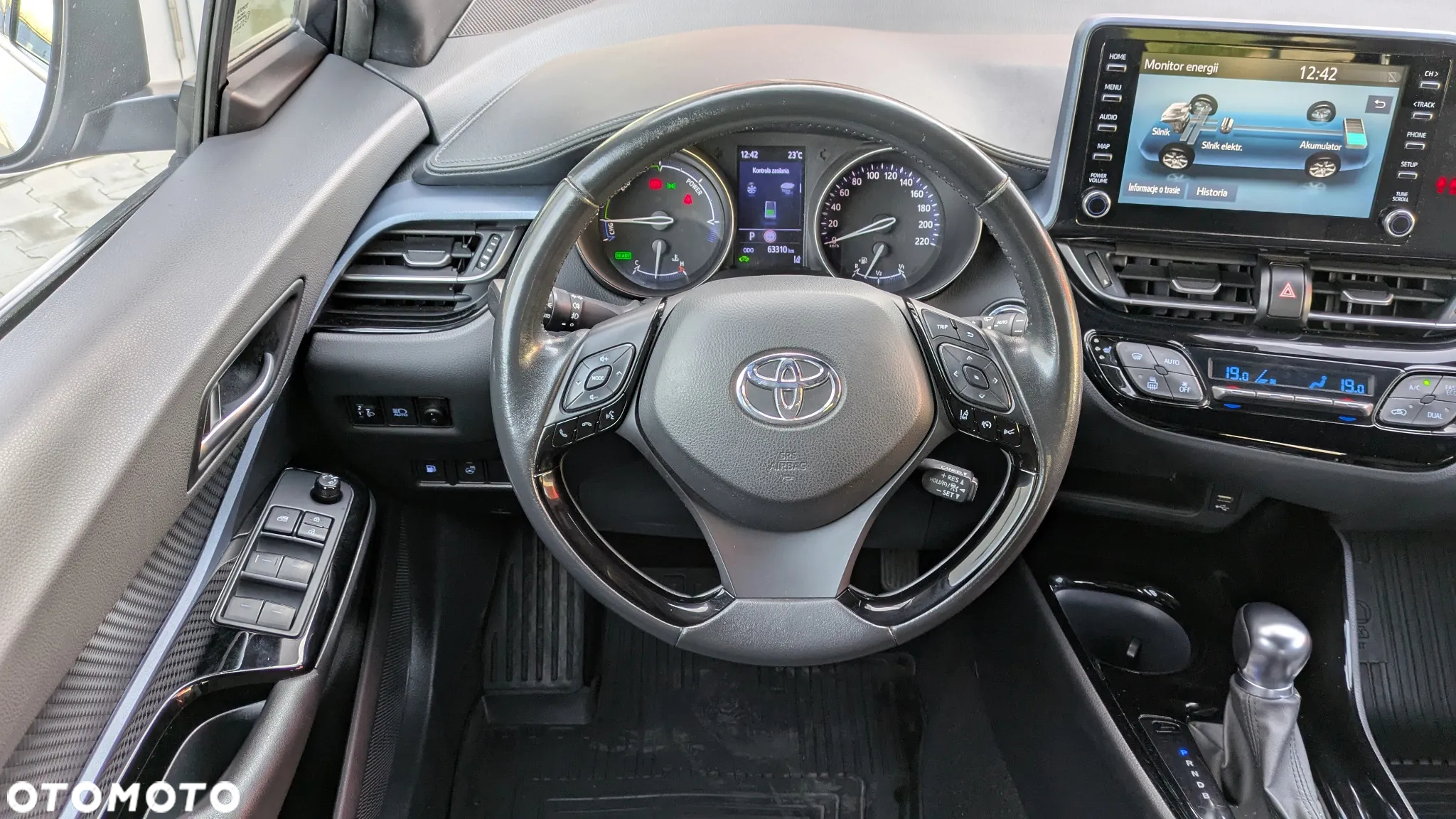 Toyota C-HR - 10