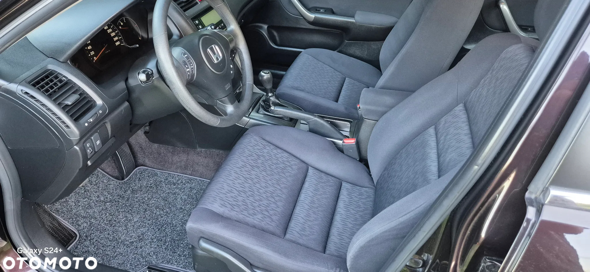 Honda Accord 2.0 Comfort - 10