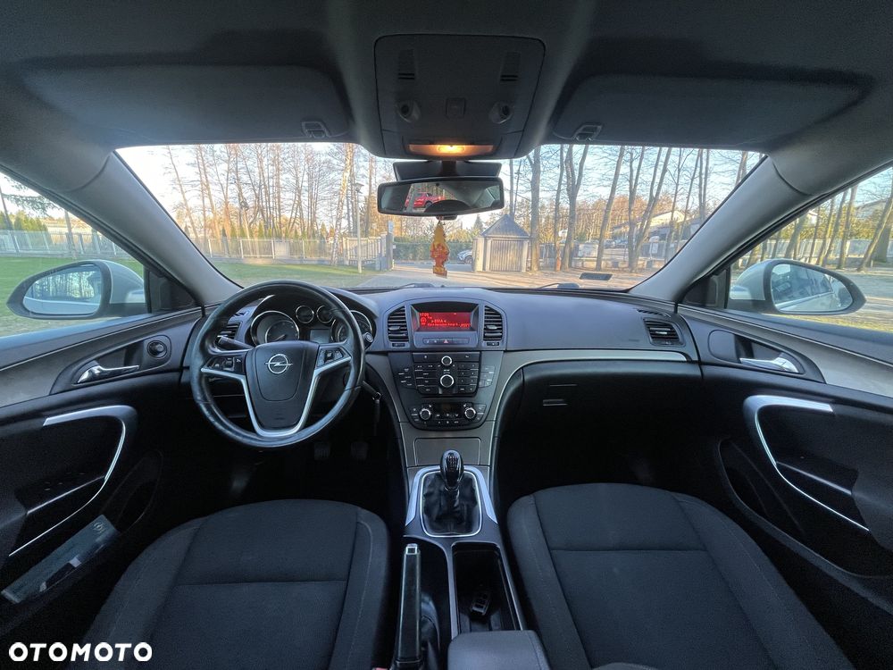 Opel Insignia - 8
