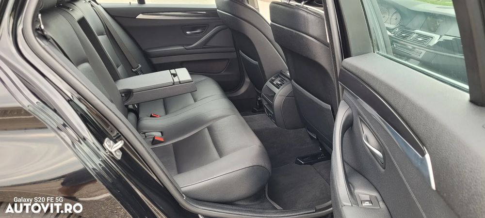 BMW Seria 5 520d Aut. Modern Line - 12