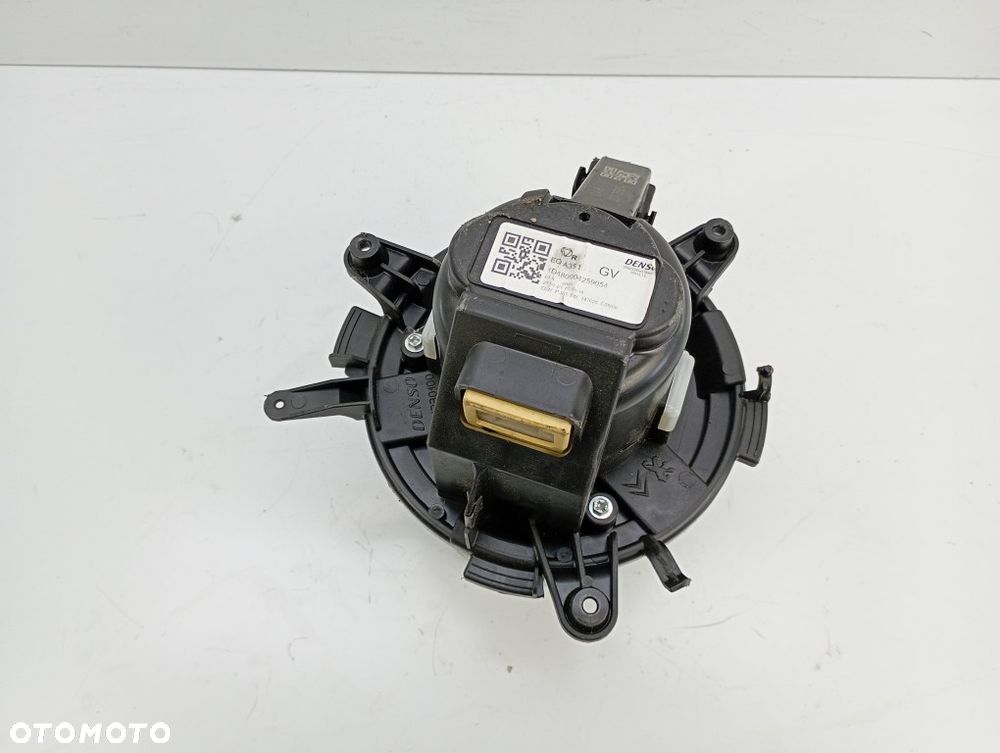 Wentylator Dmuchawa Nawiewu Fiat Scudo Jumpy Expert III Vivaro C Proace II 2016-2025r Denso - 1