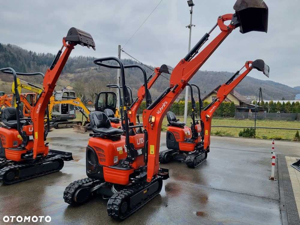 Kubota U10 Minikoparka Japońska 1.1tony. HURT! z Norwegii każda sztuka IGŁA! Zero śladów zużycia ładny stan gąsienic. Rok od 2015 do 2019. Jedna cena! Silnik 3 cylindry. Minikoparki sprowadzone z Norwegii. Rozsuwane Podwozia. Szybka Wolna jazda. Wyjscia dodatkowe na młot lub wiertnice. Serwisowane w DEKRA. Okazja do wyczerpania zapasów!  Zero luzów czy wycieków. Maszyny Pochodzą z dużej szkółki roślinnej. Potężna moc. Wersja Norweska - 11