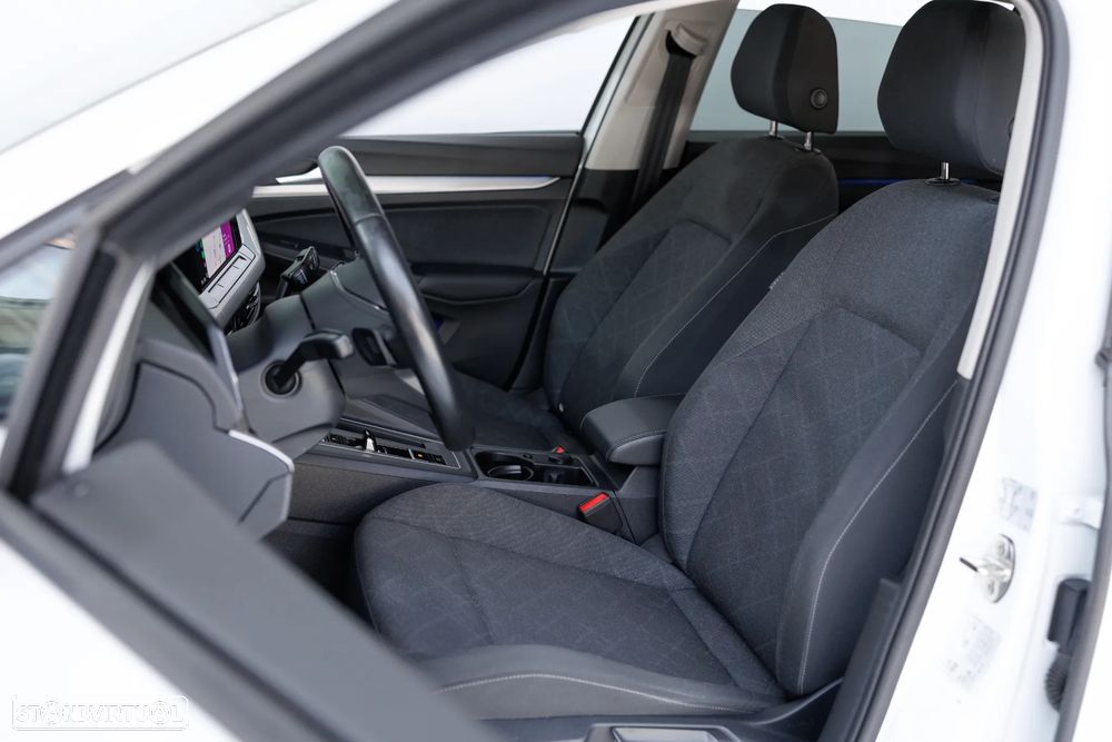 VW Golf 1.5 eTSI OPF DSG R-Line - 8