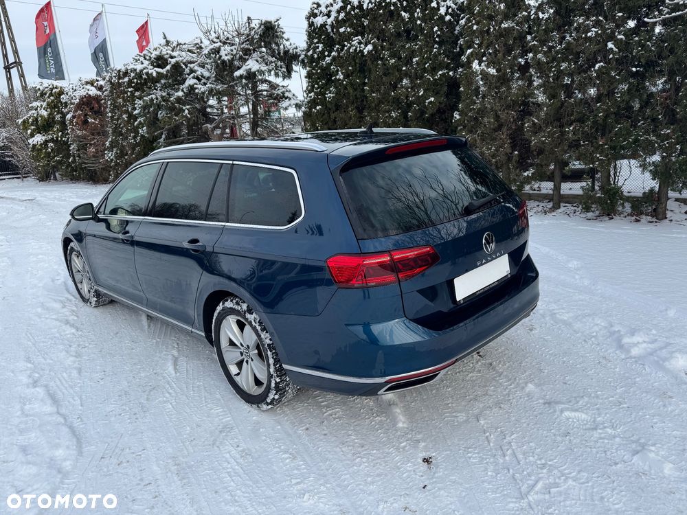 Volkswagen Passat Variant 2.0 TDI EVO Elegance DSG - 6