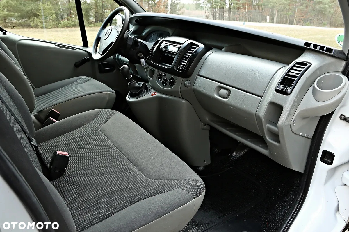 Opel Viwaro - 8