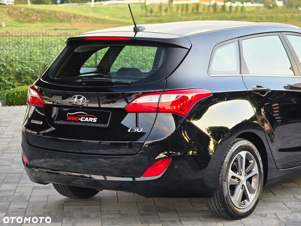 Hyundai i30 Kombi 1.6 GDi DCT Premium - 25