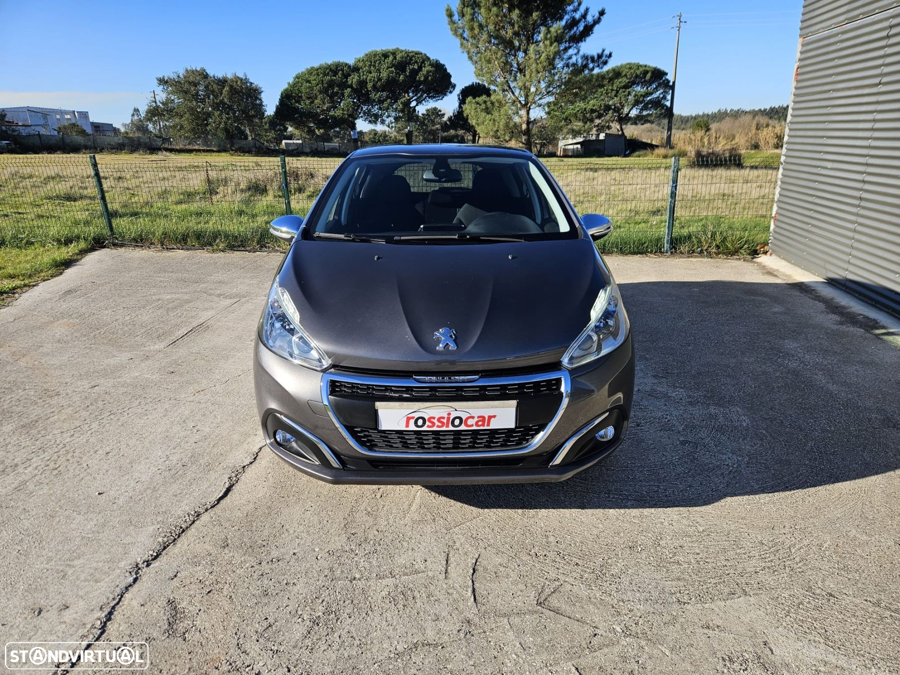Peugeot 208 1.2 PureTech Signature - 3