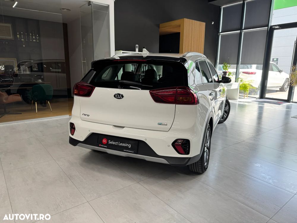 Kia Niro 1.6 GDI PHEV 2WD OPF Aut. Vision - 2
