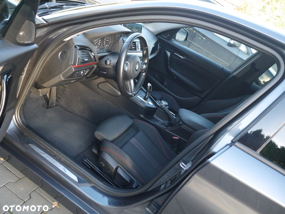 BMW Seria 1 120i Sport Line - 13