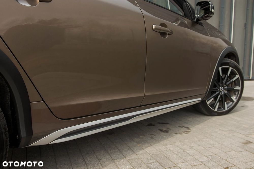 Volvo V60 Cross Country D3 Drive-E Summum - 12