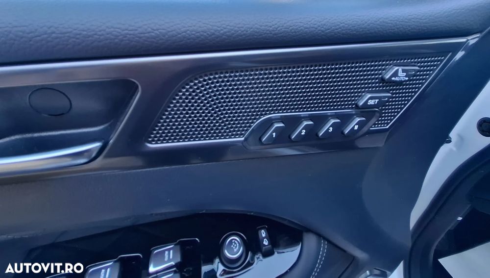 KG Mobility Rexton - 14